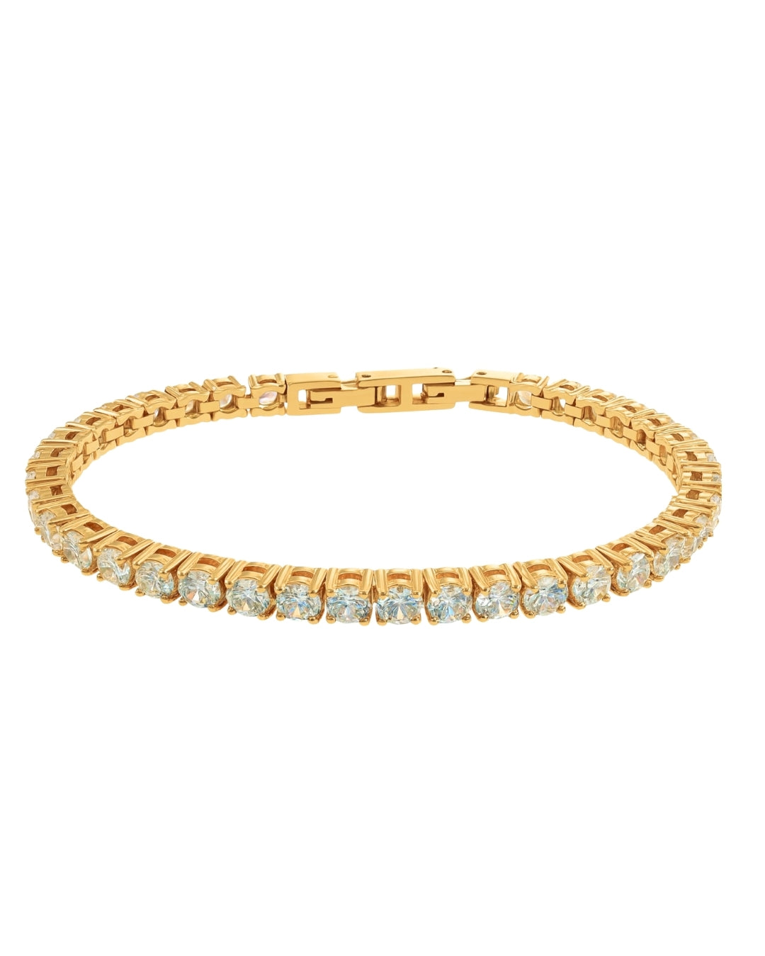 Aveline Tennis Bracelet från Alora Avenue – vattentåligt tennisarmband i rostfritt stål med 18K PVD-plätering i guld och gnistrande stenar. Ett hållbart och allergivänligt smycke som passar perfekt till vardag, fest och som julklapp till henne.
