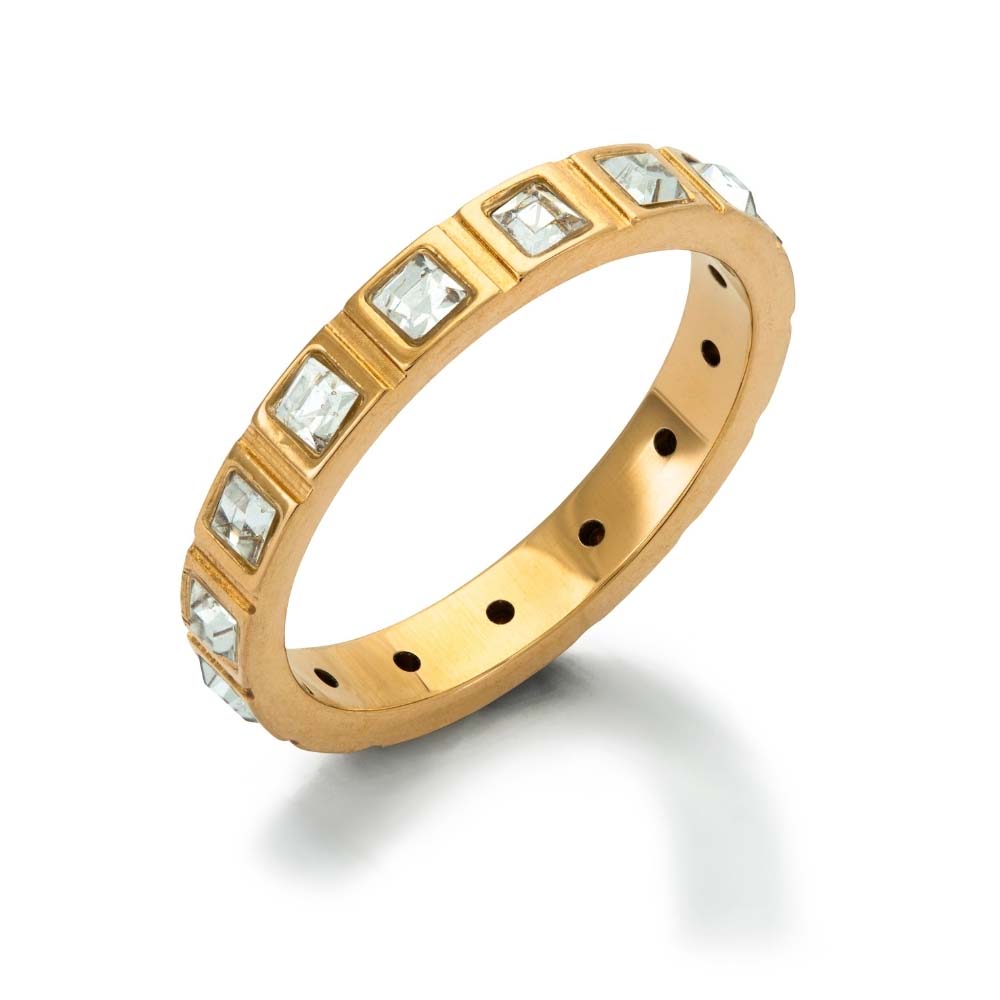 Princess Box Ring i guld med fyrkantiga cubic zirconia-stenar. Tillverkad i rostfritt stål med slitstark PVD-plätering, vattentålig och hållbar.