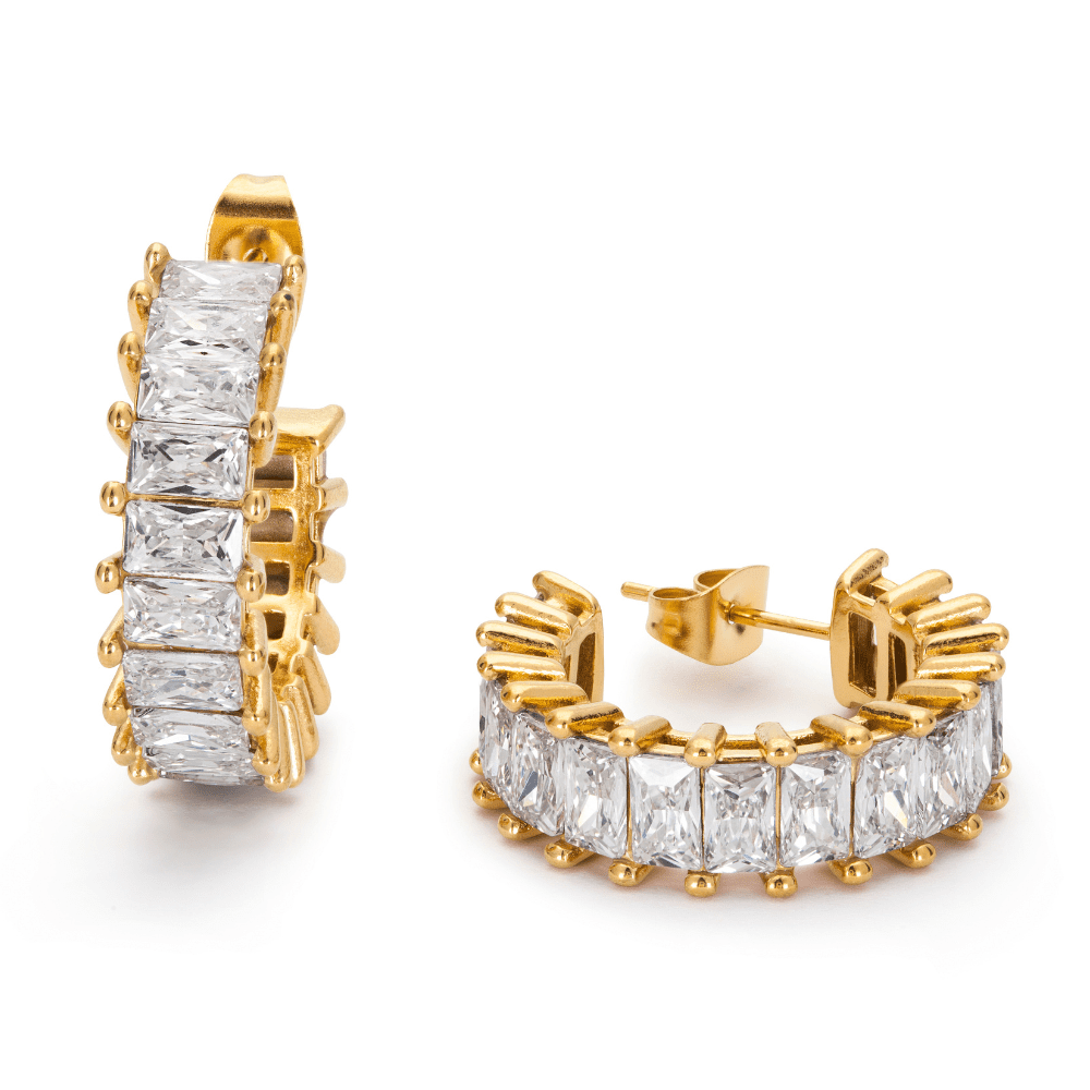 Sabrina Spark Hoops – Guldiga hoops med cubic zirconia-stenar, 25mm.