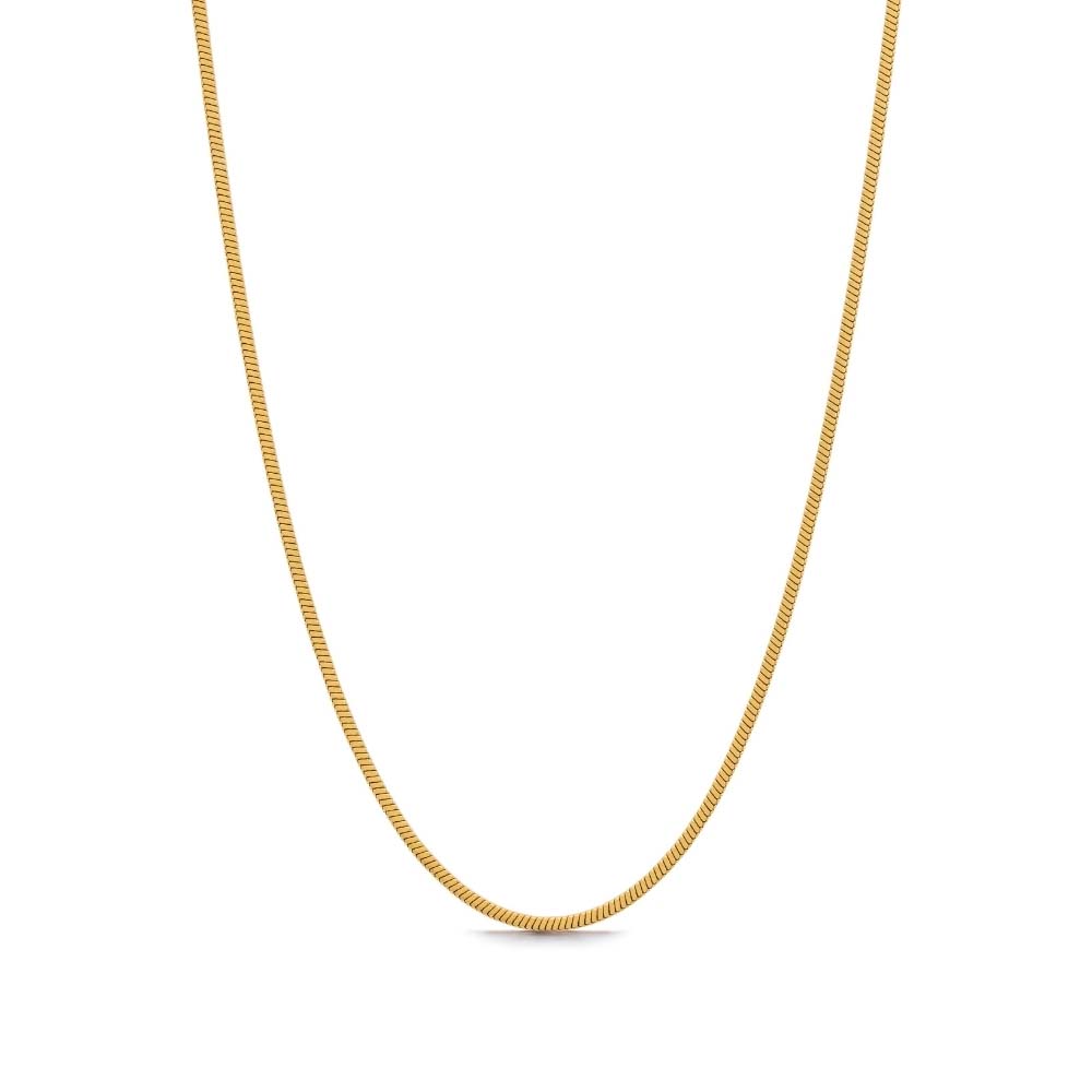 Sally Serpent Necklace – guldorpkedja med kantig länkstruktur, 45 cm lång, 2 mm bred, tillverkad i rostfritt stål och PVD-pläterad i 18K guld.