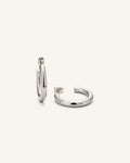 Simple Dakota Hoops — Vattentålig örhängen i silver | Alora Avenue