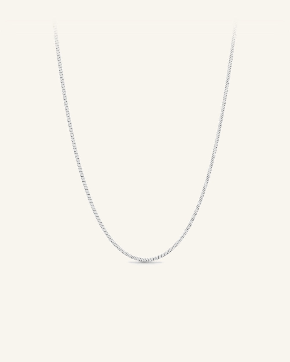 Stella Serpent Necklace -- Vattentålt halsband i silver | Alora Avenue