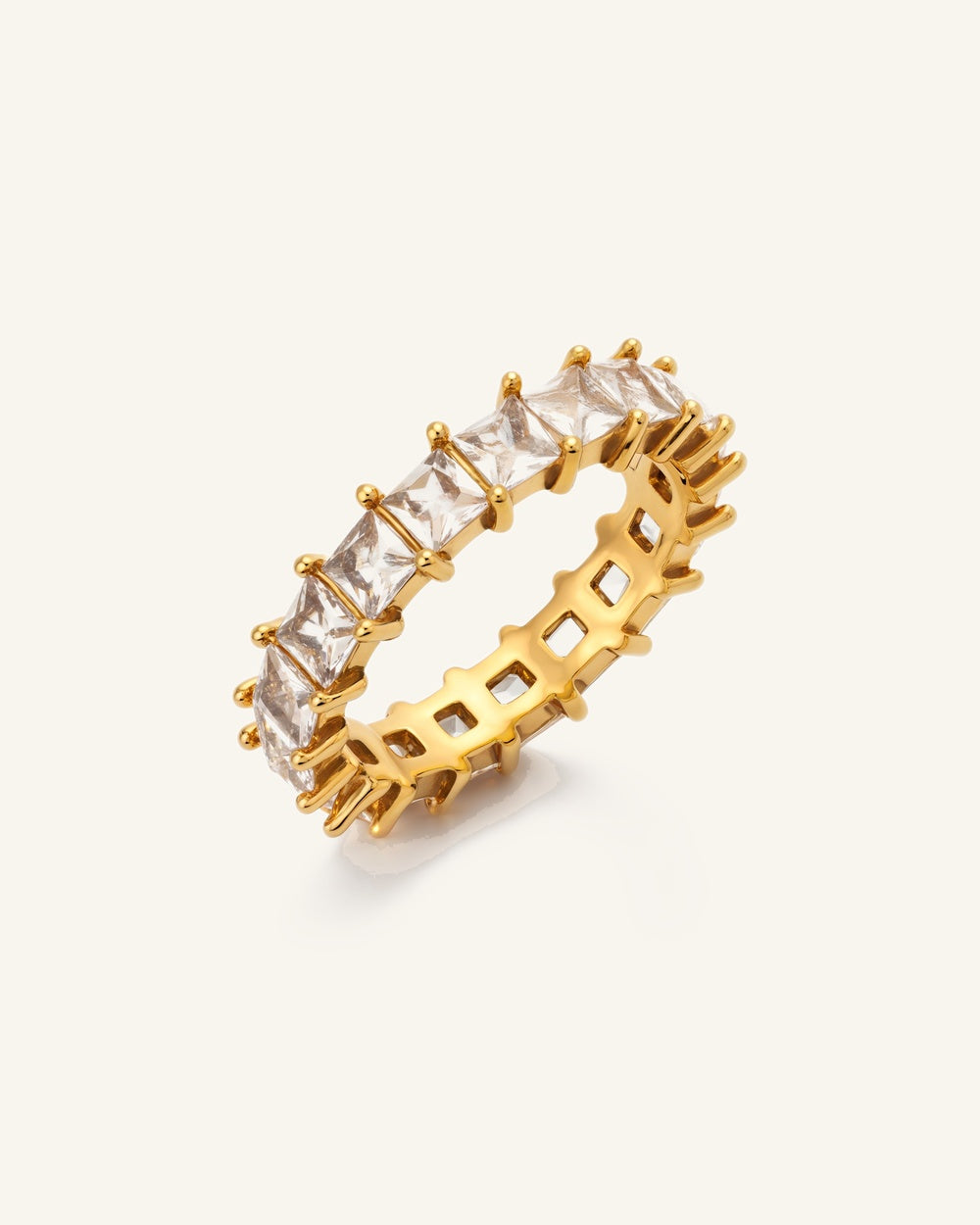Tidy Crystal Ring — Vattentålig ring i guld med cubic zirconia | Alora Avenue